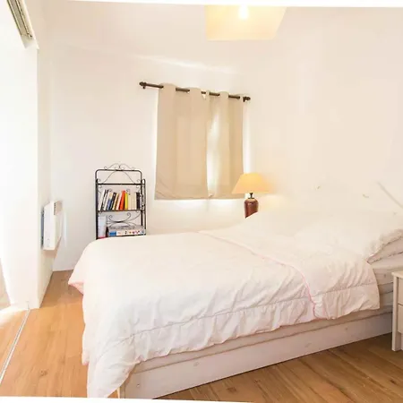 Les Avenieres - Les Avenieres - Av17d Mae-2494 *